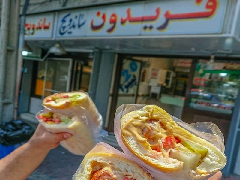 10 ساندویچی قدیمی تهران با صف‌های طولانی!